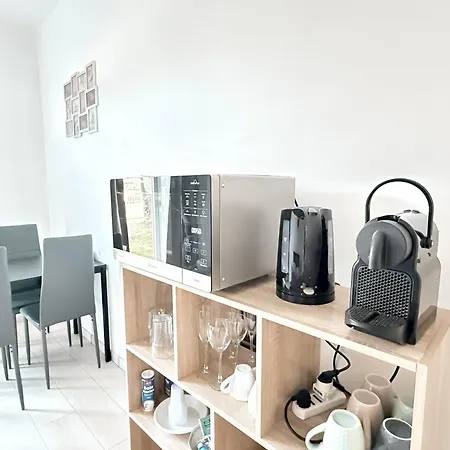Casa Buda 2br Apartment-lakes Malpensa Mxp 24h Check-in Parking Sesto Calende